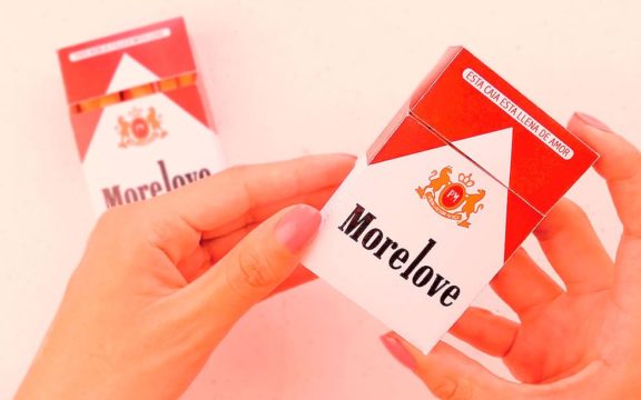 El Gobierno francés y la cajetilla neutra de tabaco