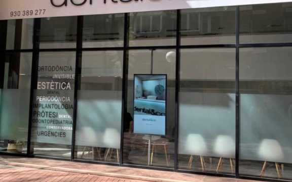 Tamaños de pantalla y tipos de soporte para la cartelería digital