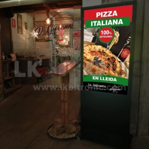 Pantalla de exterior de 55'' para restaurante (Lleida)