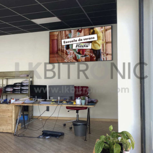 Pantalla de interior de 75'' para gimnasio (Igualada)