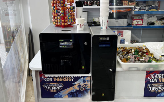 Por qué usar una caja registradora automática en mi negocio