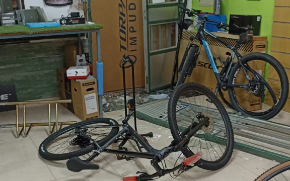 Seguridad en Negocios: Cómo un Alunizaje en Sonseca Subraya la Necesidad de Cajones Inteligentes